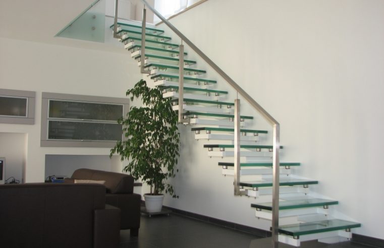Types of Materials Used to Make Staircases